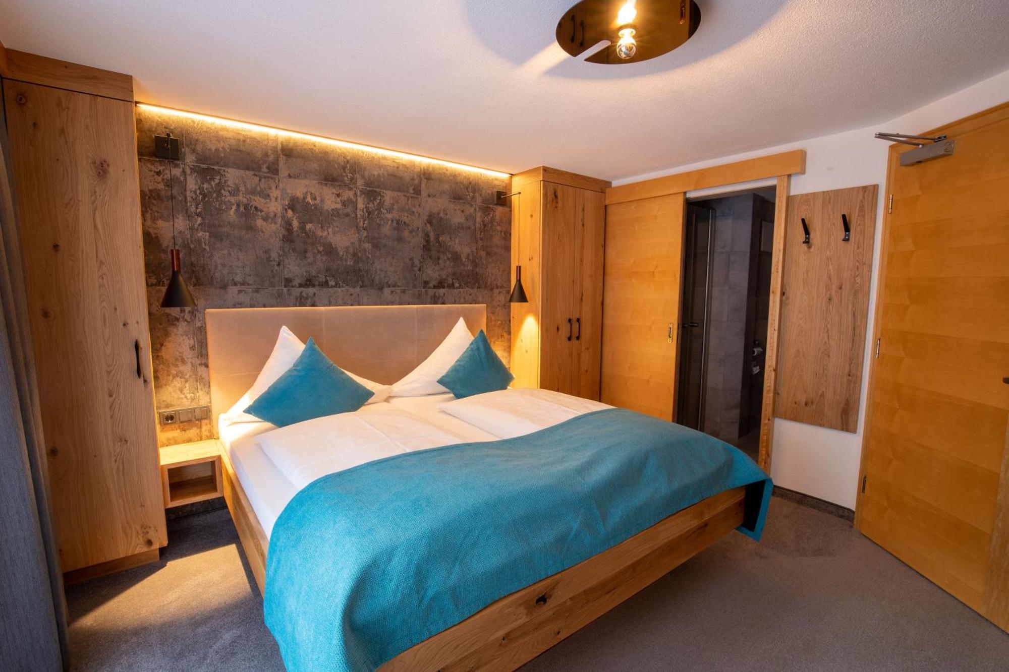 Hotel Garni Subretta Ischgl Exterior photo